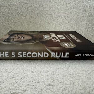 The 5 Second Rule Book by Mel Robbins